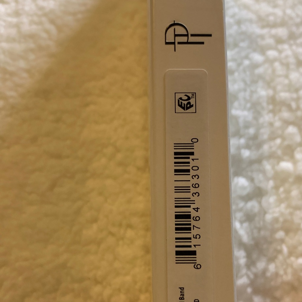 Posh Gold Tone Watch Band for Apple Watch - Picture 5 of 6